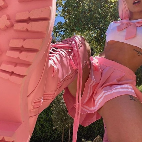 NIB Sugar Thrillz x Dolls Kill Pink Combat Boots - Picture 7 of 8